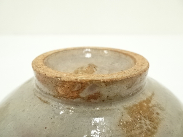 Ｔ２６８　茶碗　『勅題　道』『紀州焼』『葵窯　寒川栖豊』　共箱　抹茶碗　茶道具 道具 ] - 道具 紀州焼 葵窯 寒川栖豊造 菊椿茶碗（共箱） | ネット